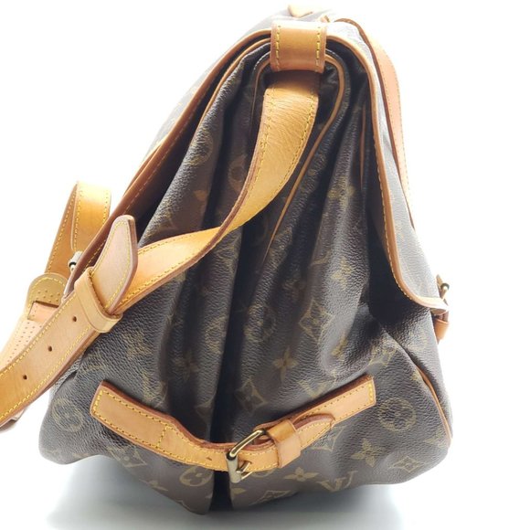 Louis Vuitton Saumur 35 Monogram Crossbody Bag - Picture 6 of 15